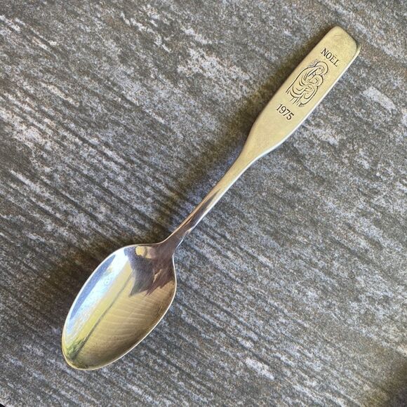 Vintage | 1975 Noel Collector Spoon #2 - Picture 1 of 4